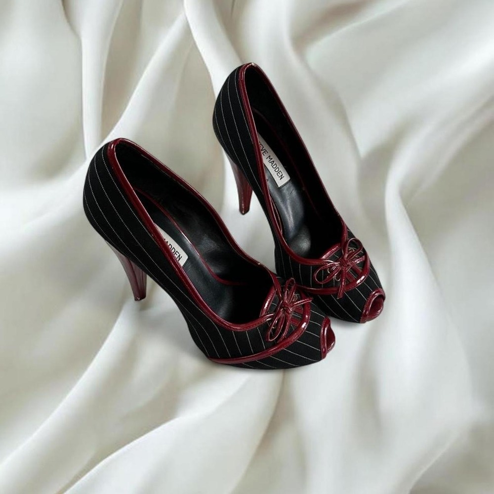 Rare Steve Madden Ripaa pin stripe red peep toe bow pump high heels y2k vintage